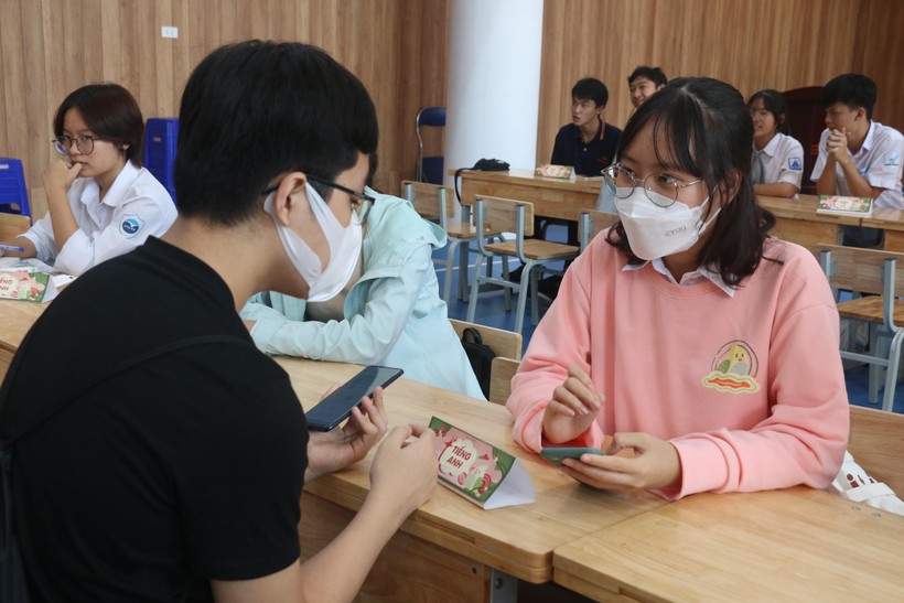 Unboxing Day 2022: Đồng hành cùng sĩ tử thi tuyển vào lớp 10